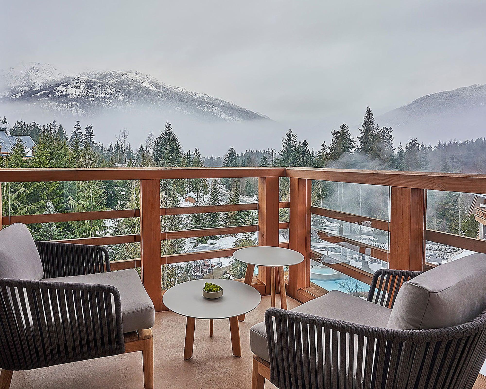 Four Seasons Resort Whistler Exterior foto